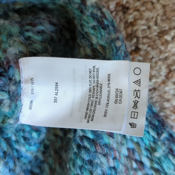 Columbia Chunky Knit Turtleneck Sweater - Picture 4 of 6